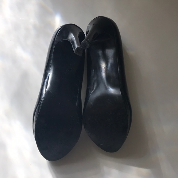Black Patent Pumps | Mossimo - Picture 3 of 8